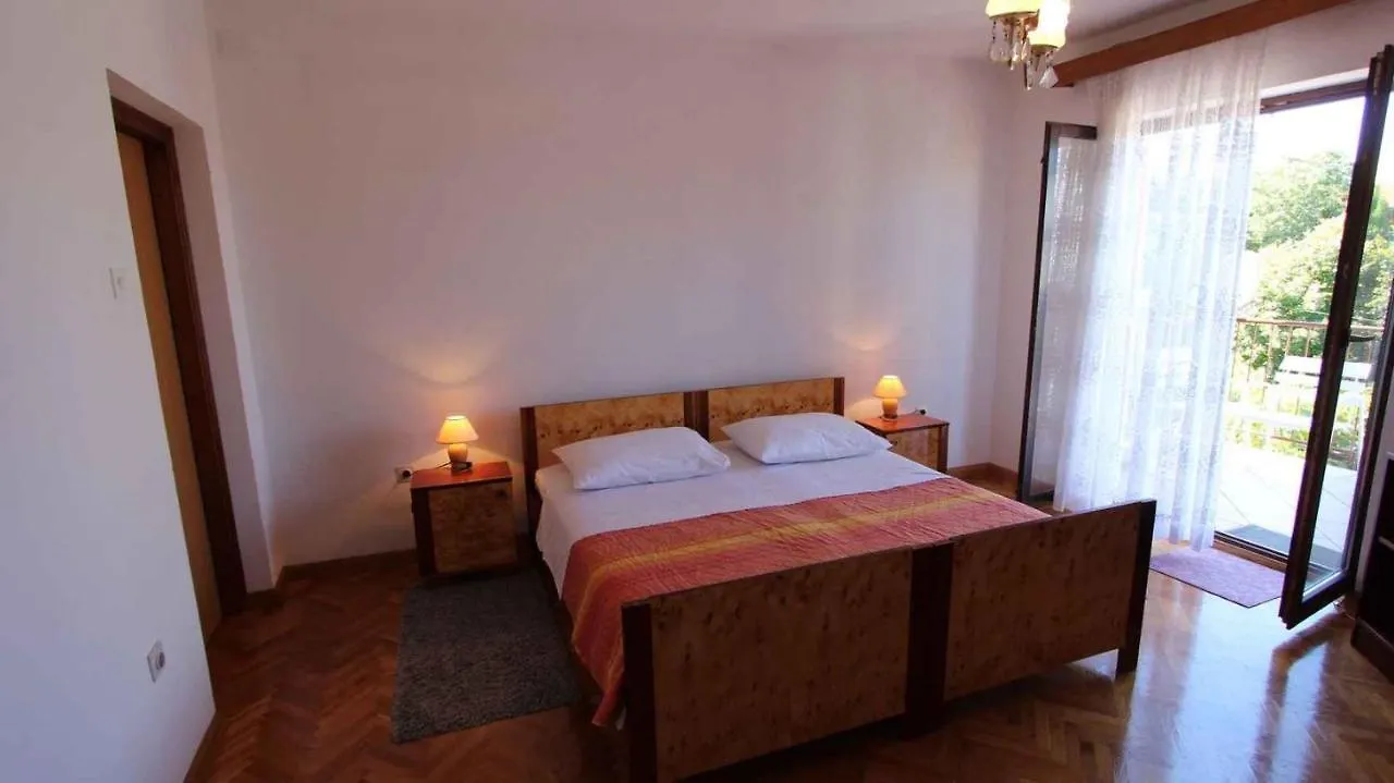 Apartments Tonica Malinska