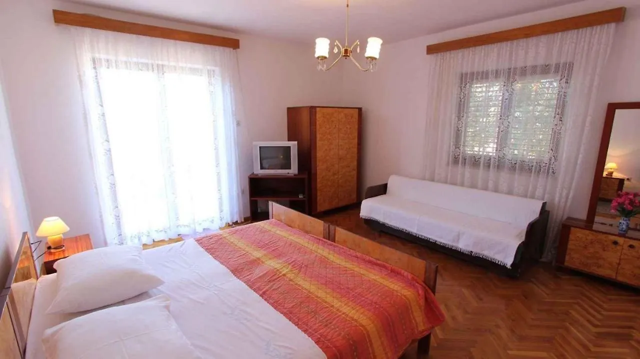 Apartments Tonica Malinska Kroatië